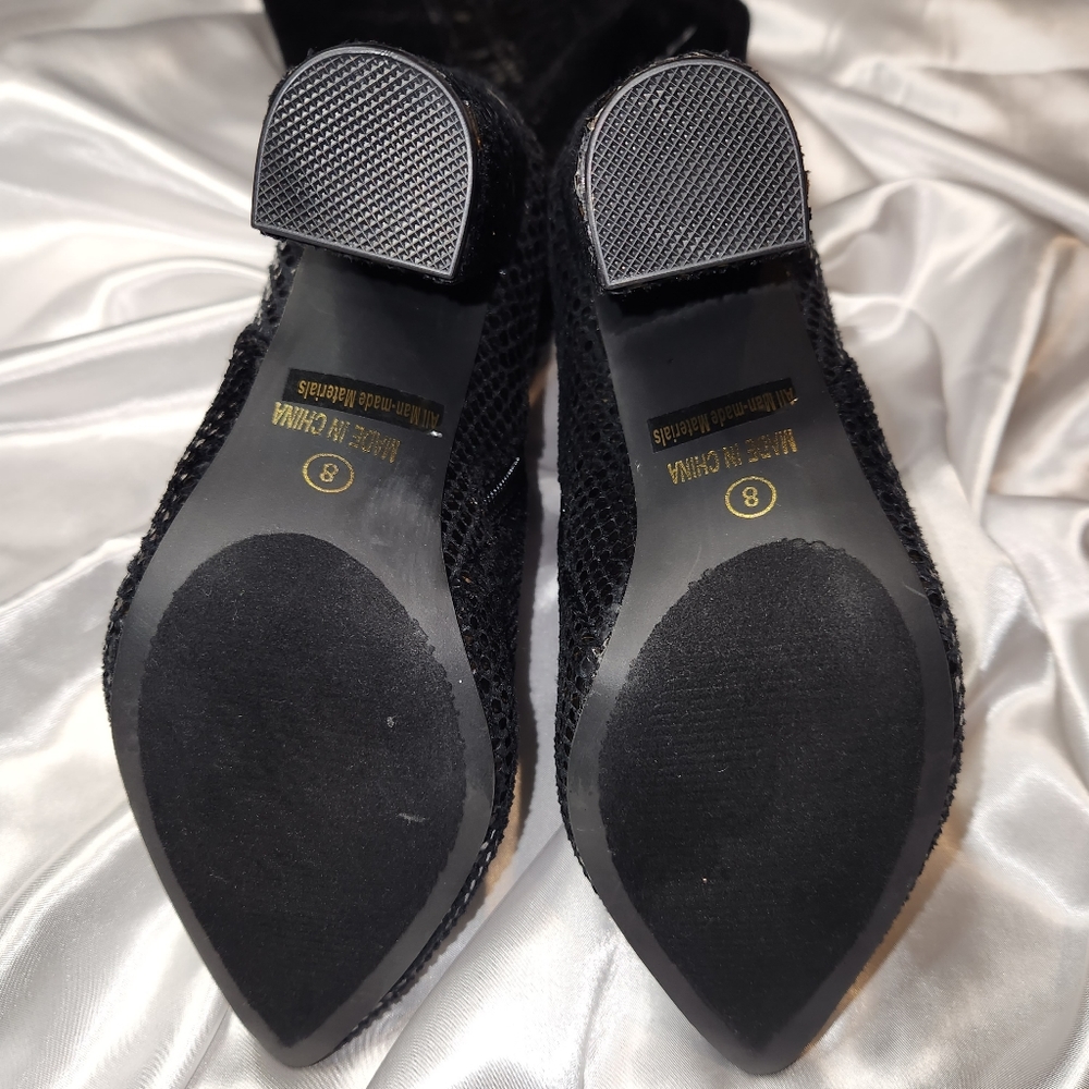 Glaze Snake Pattern Textured Boots | Pointy Toe | Sz 8 - Picture 3 of 4